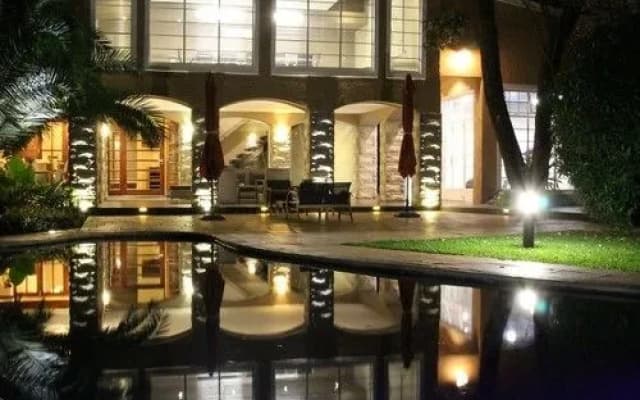 Sandalwood Lodge