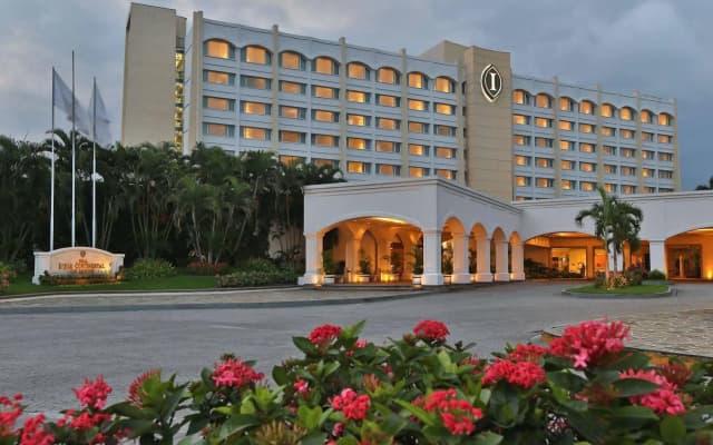Real InterContinental San Salvador at Metrocentro Mall by IHG
