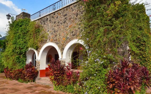 Posada del Tepozteco - Hotel & Gallery