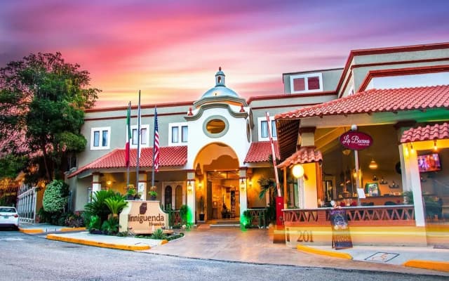 Binniguenda Huatulco & Beach Club