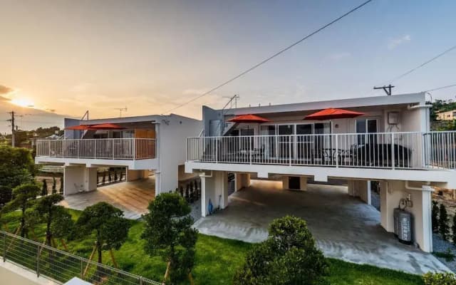 Four Season Resort Kouri Island
