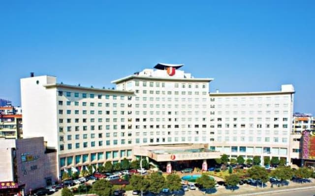 Huarui Jianguo Hotel