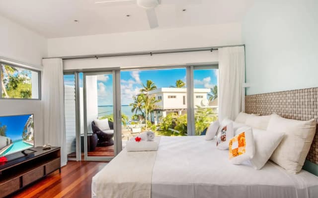 Crystal Blue Lagoon Villas