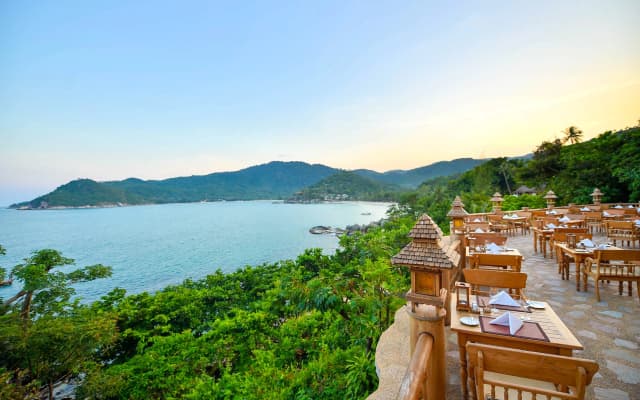 Курортный отель Santhiya Koh Phangan Resort & Spa