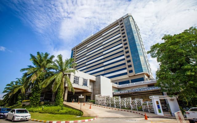 Twin Lotus Hotel