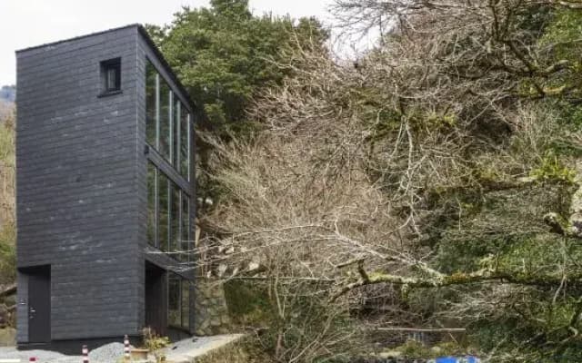 COCO VILLA Okuyugawara — Private villa by mountain stream with sauna, surrounded by nature