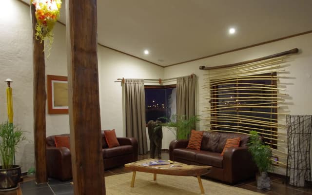 Desert Breeze Lodge