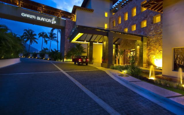 Garza Blanca Preserve Resort & Spa