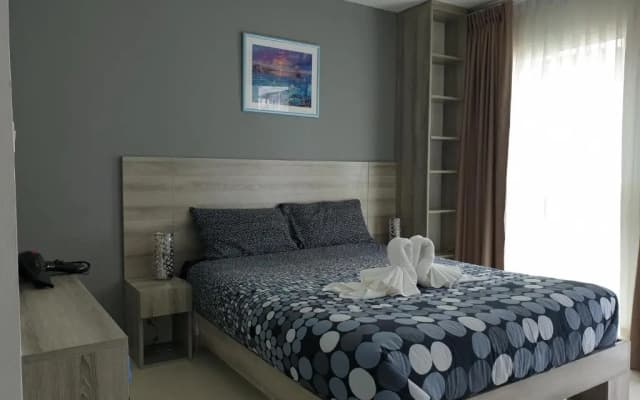 Grandblue condominium 106,302