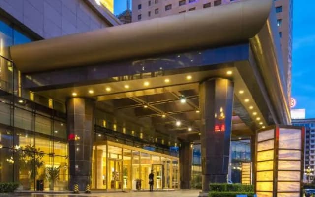 Yinlong Hotel