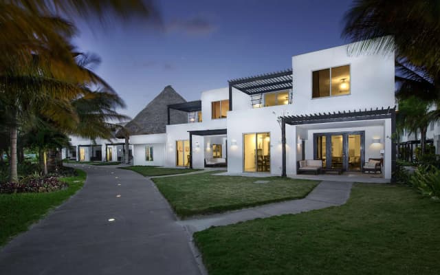 Las Terrazas Resort and Residences Ambergris