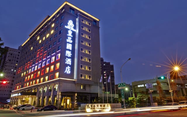 Royal Chiayi Hotel