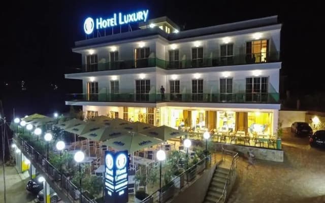 Hotel Luxury