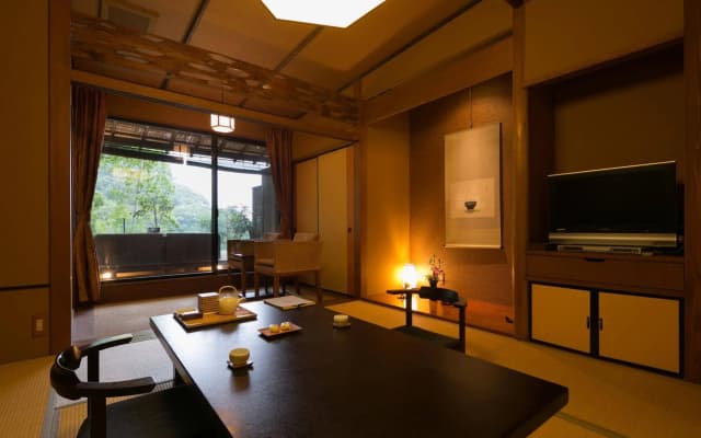 wa-tei Kazekomichi
