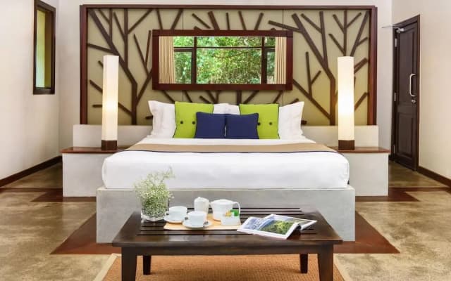 Jungle Beach Resort
