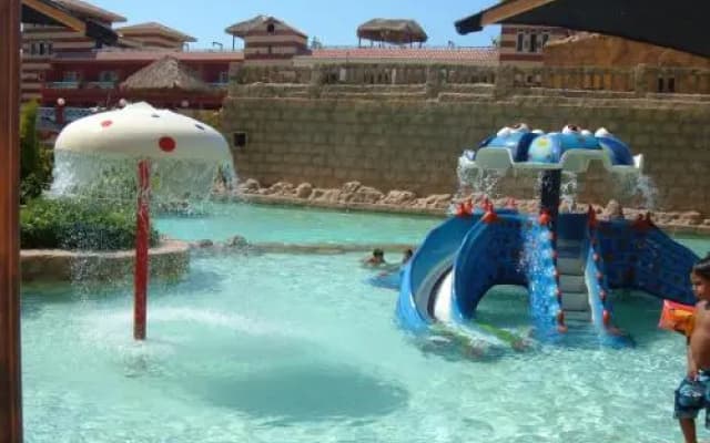 Porto Holidays Marina Apartments