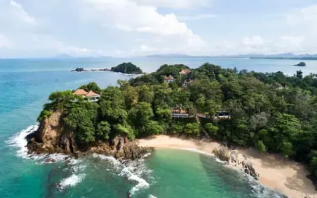Курортный отель Avani+ Koh Lanta Krabi