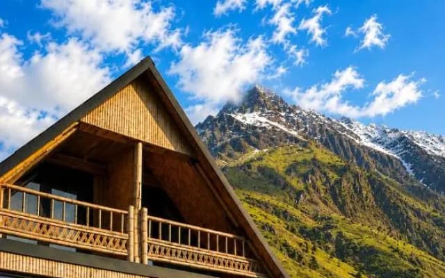 Отель Bamboo Cottages Kazbegi