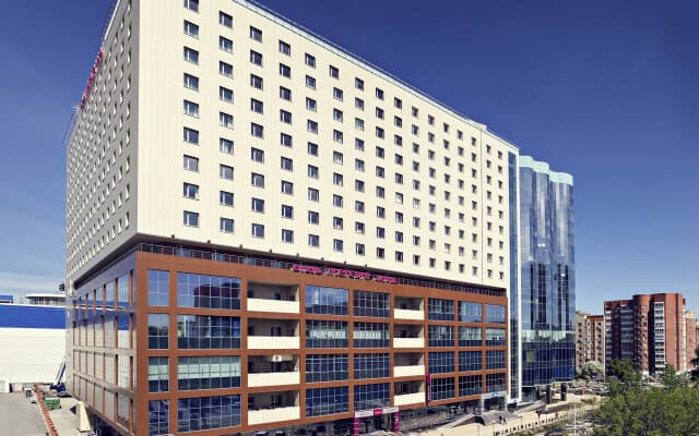 Отель Mercure Тюмень Центр
