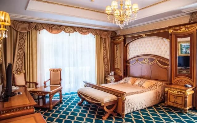 Отель Гранд Палас