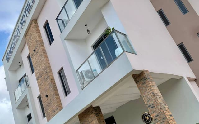 Отель De Manchy Suites