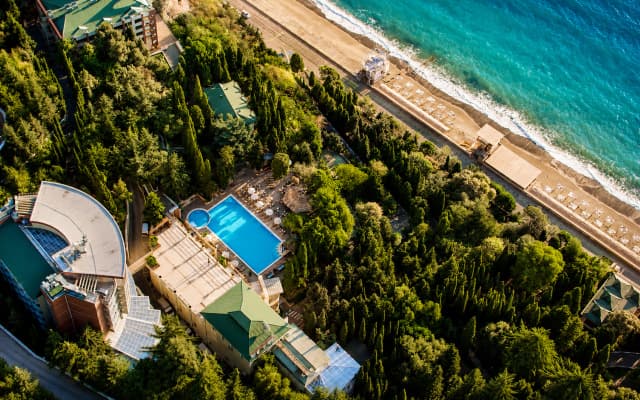 More Spa & Resort