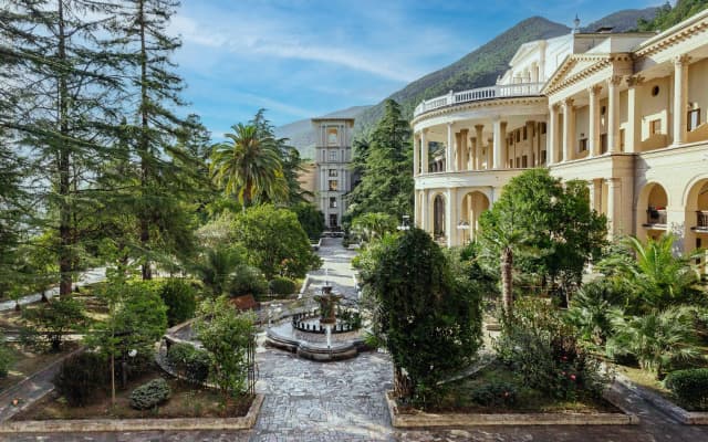 Amra Park Hotel & Spa