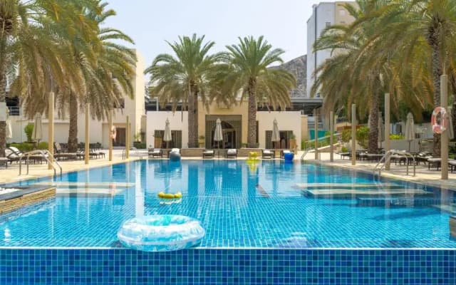 Отель Sheraton Oman