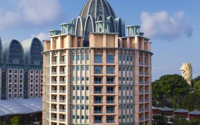 Resorts World Sentosa - Crockfords Tower