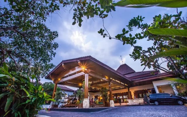 Lorin Solo Hotel